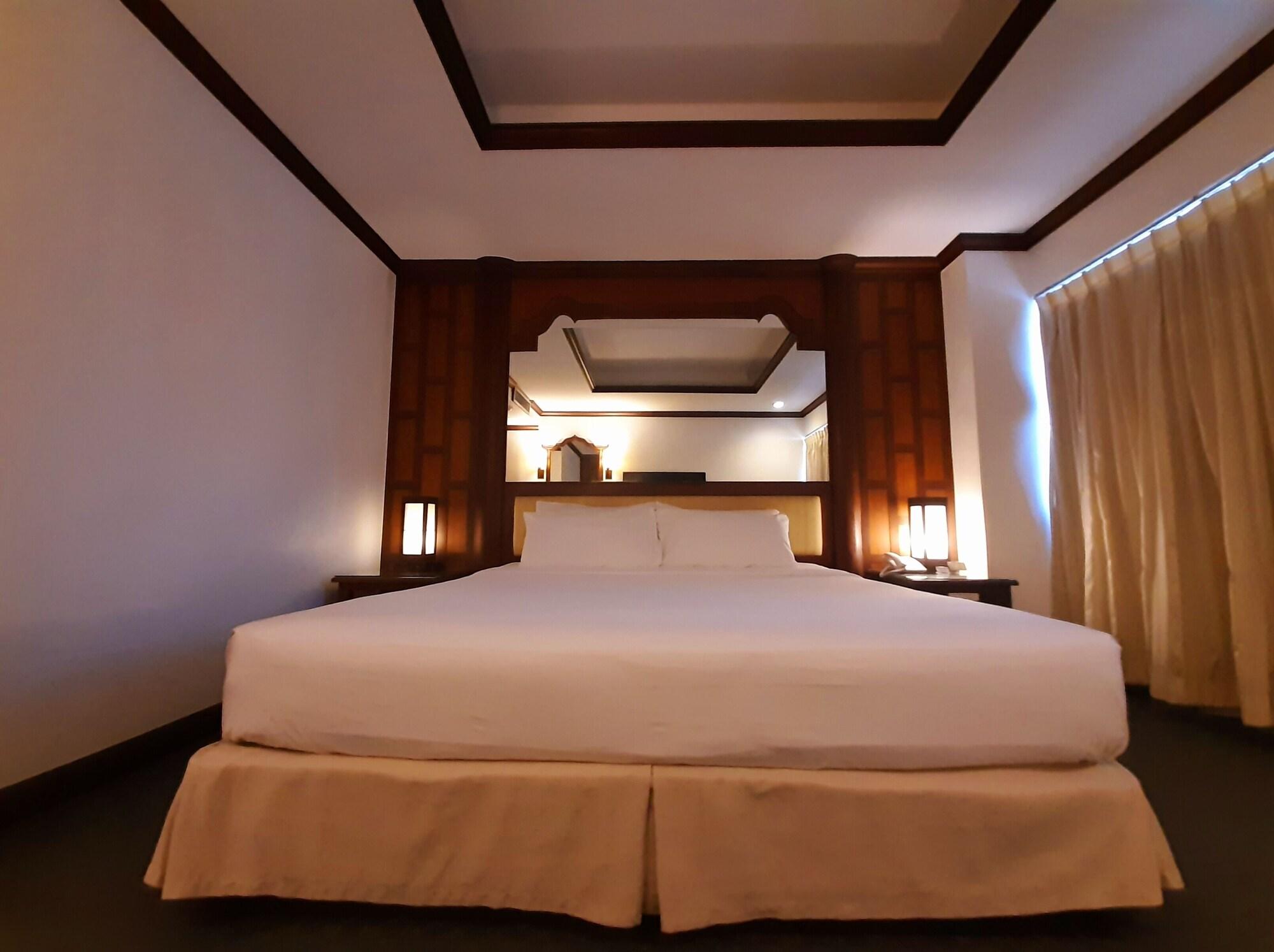 Grand Hotel Pattaya Extérieur photo