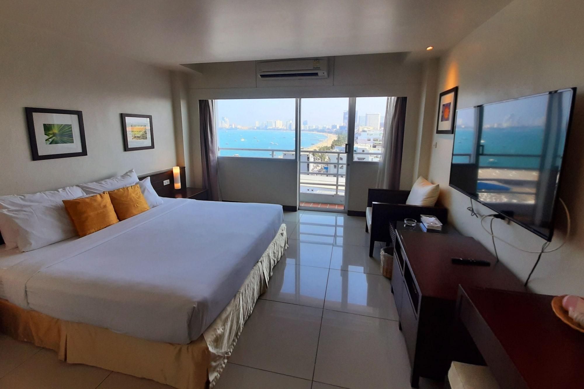 Grand Hotel Pattaya Extérieur photo