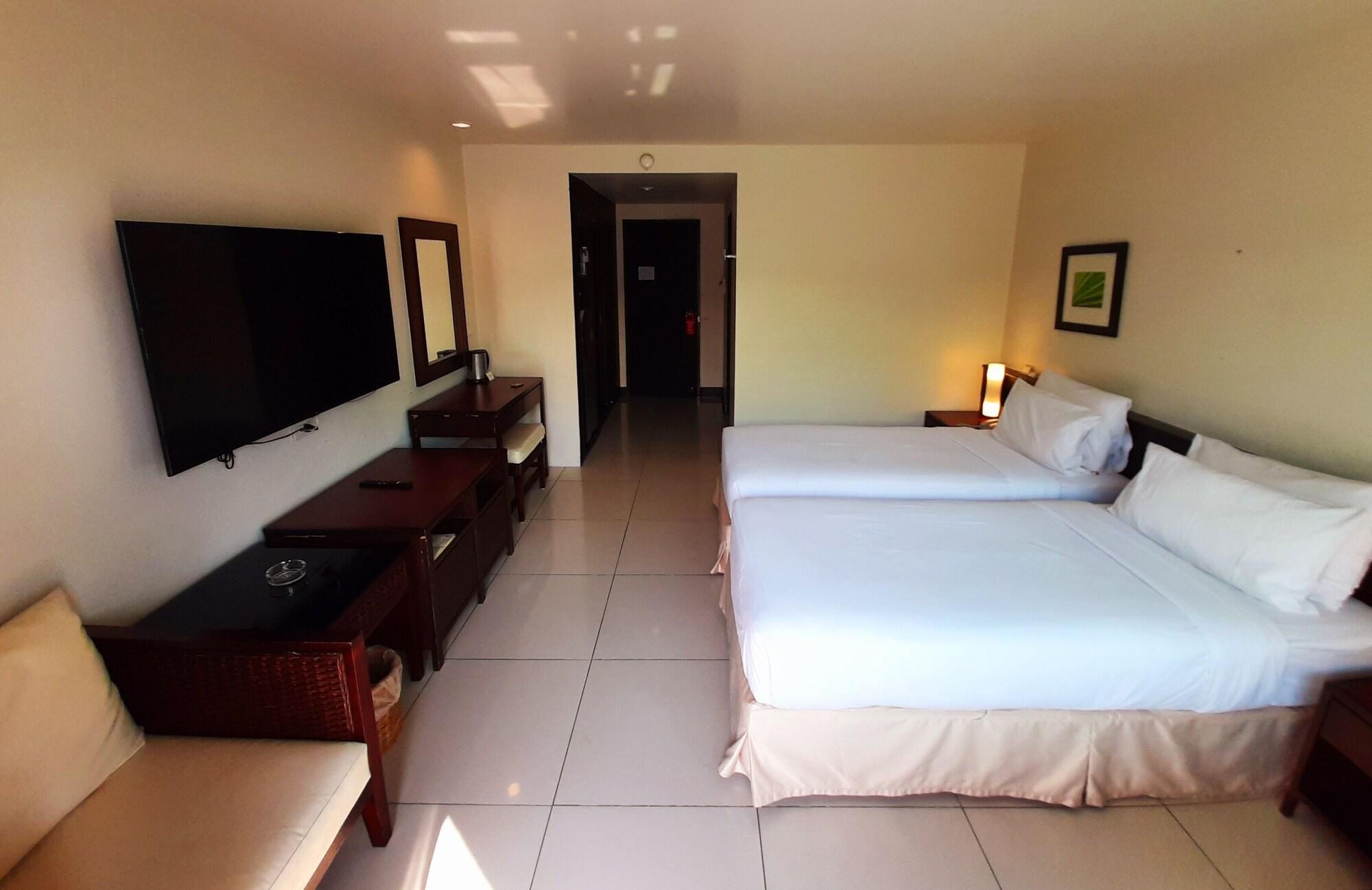 Grand Hotel Pattaya Extérieur photo