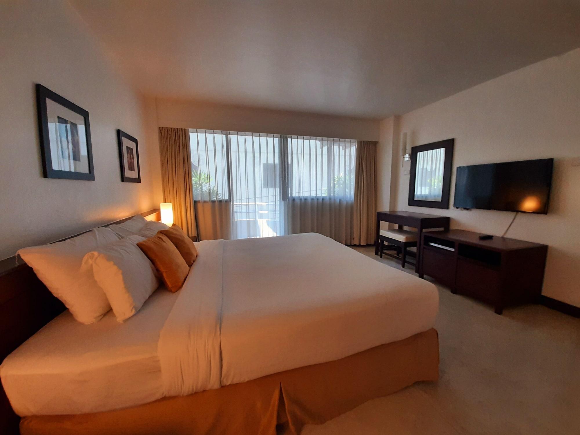Grand Hotel Pattaya Extérieur photo
