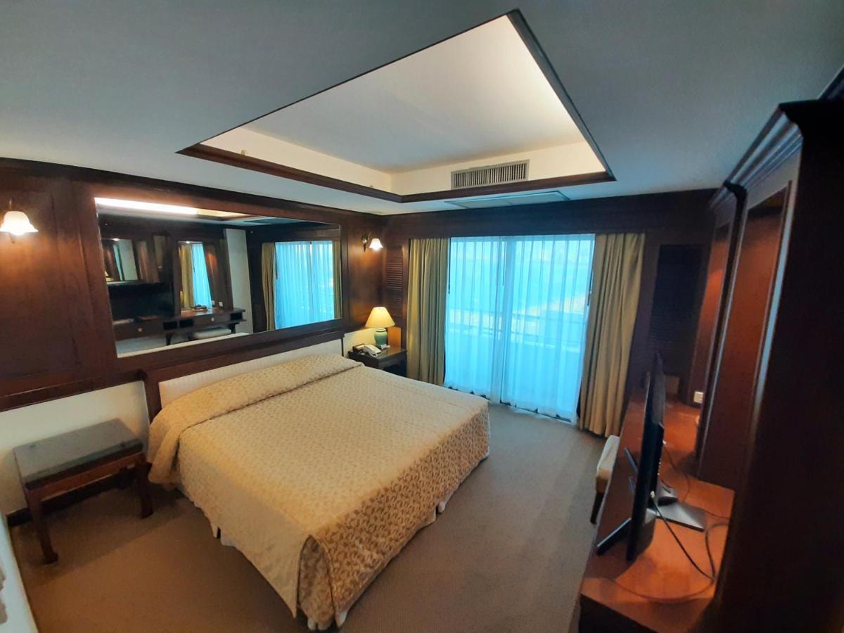 Grand Hotel Pattaya Extérieur photo