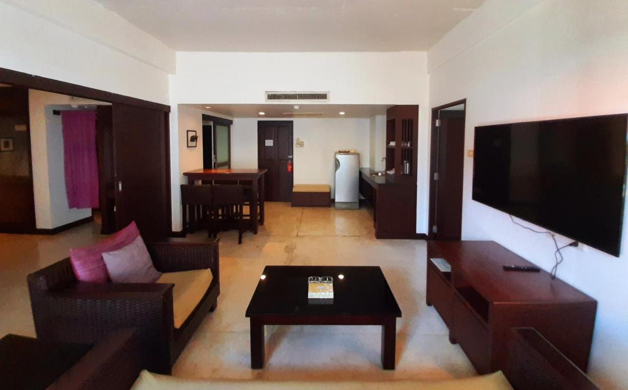 Grand Hotel Pattaya Extérieur photo