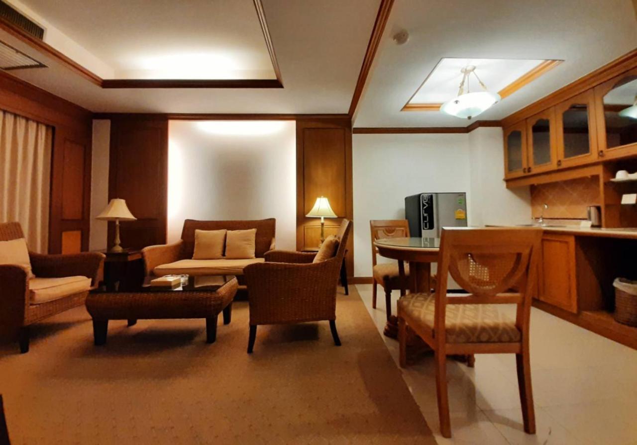 Grand Hotel Pattaya Extérieur photo
