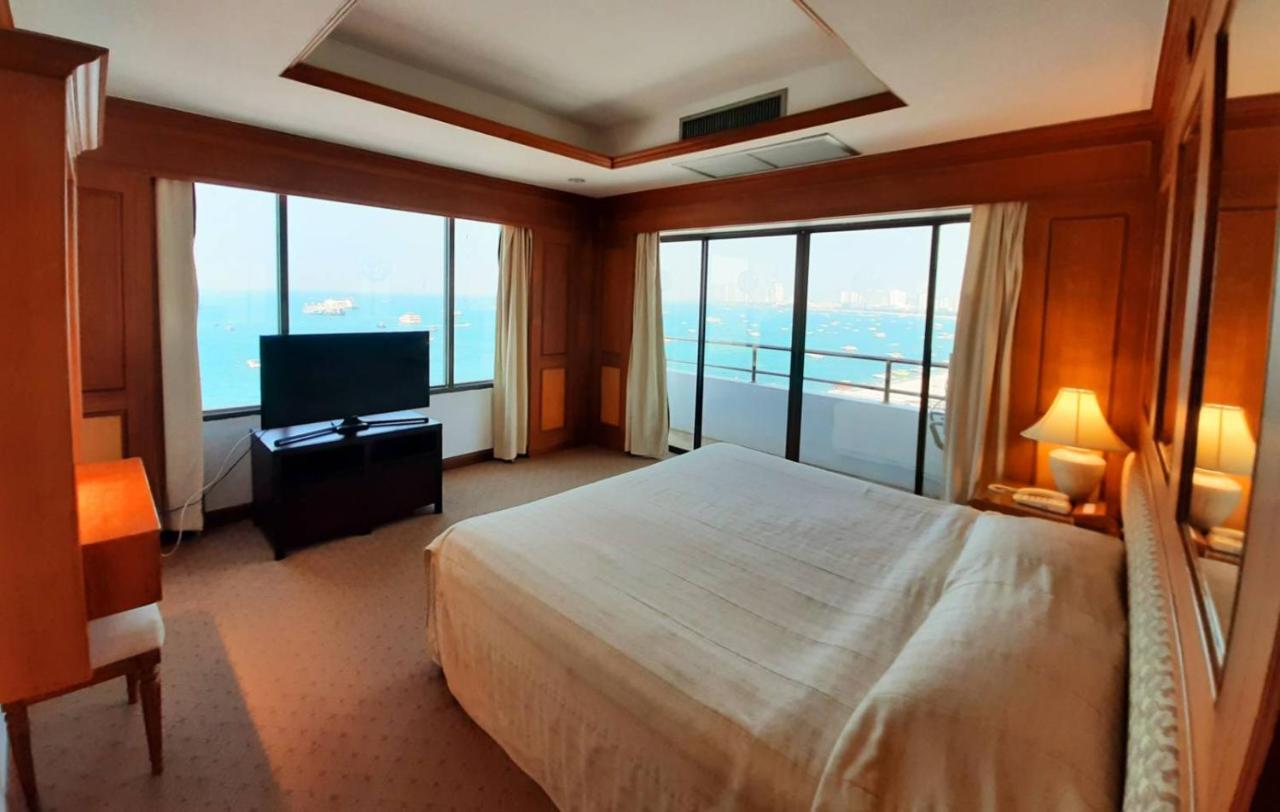 Grand Hotel Pattaya Extérieur photo