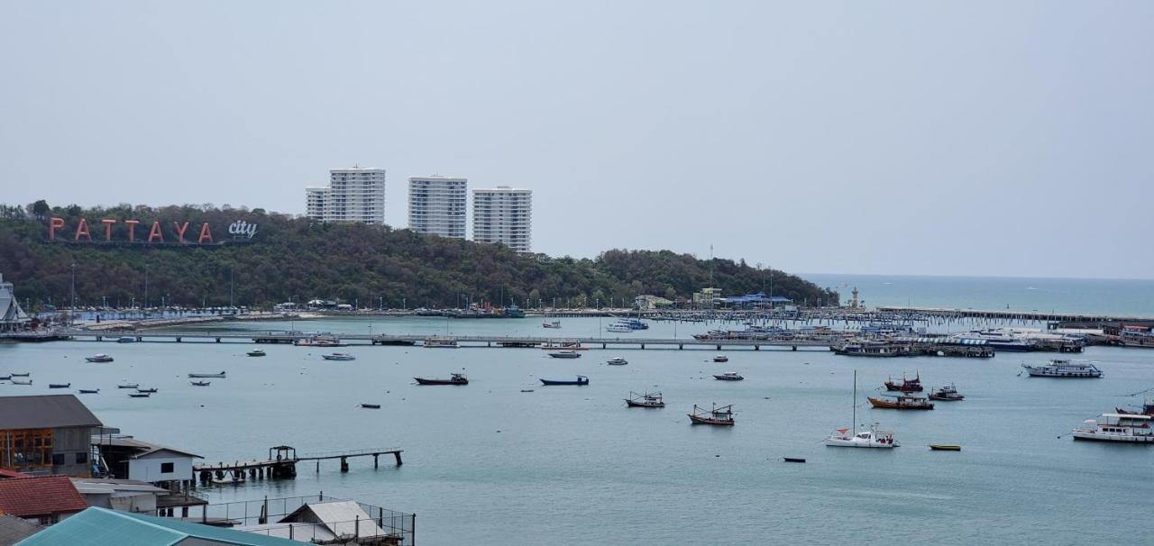 Grand Hotel Pattaya Extérieur photo